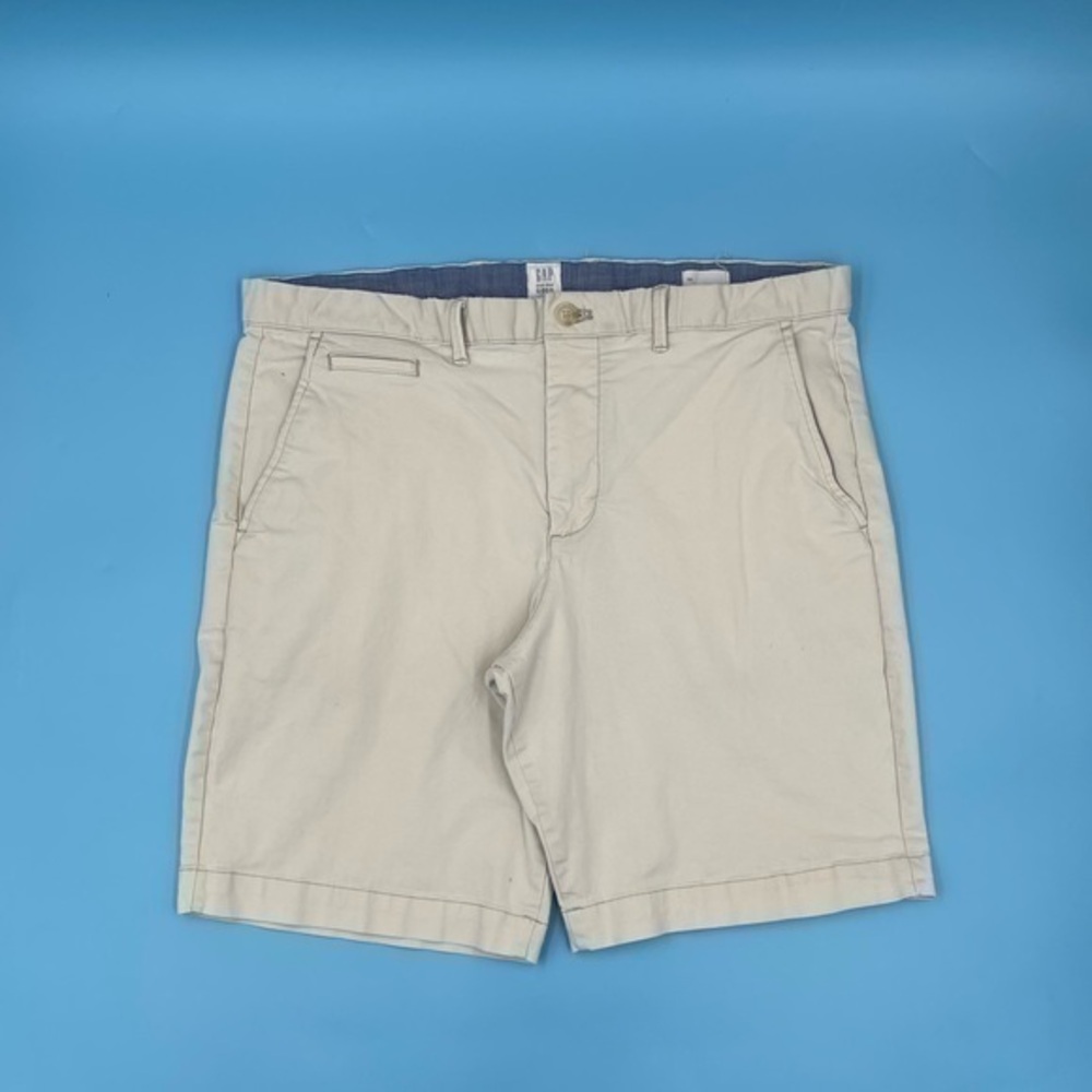 Gap Chino Khaki Shorts